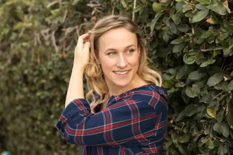 Photo of alumna and writer Pam Ribon.