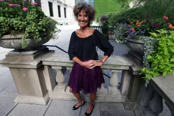 Gloria Groom in Chicago Sun Times