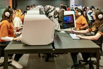 Members of Longhorn Gaming testing out the new Alienware Longhorn Esports Arena