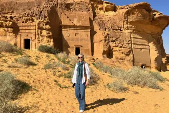 image of Stephennie Mulder in front of a landmark