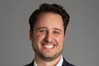 Headshot of Carlos Santelli