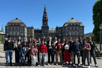 Group photo in front of building
