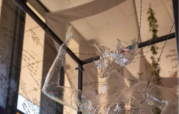 Glass sculpture