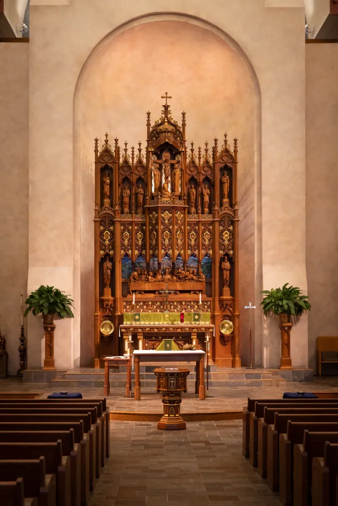 Altar at St. Martin' Lutheran Church