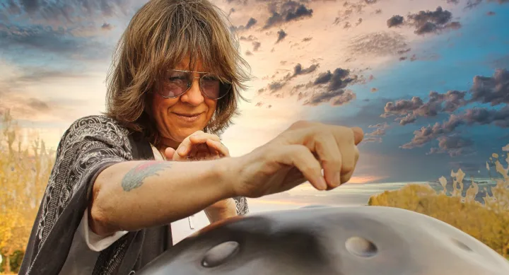 Kelley Richey plays the hand pan 